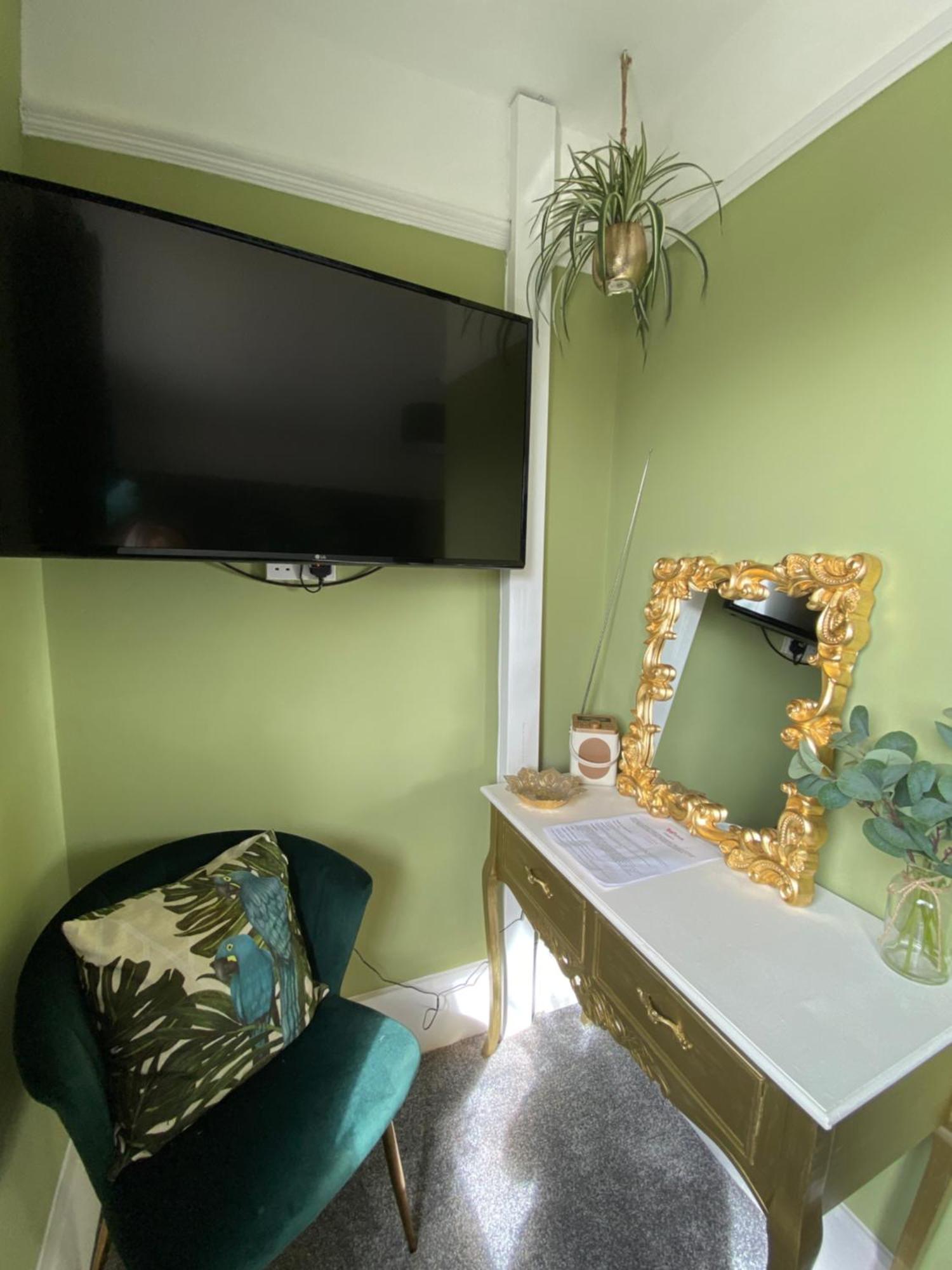 Butterfly Guest House Портковл Екстер'єр фото
